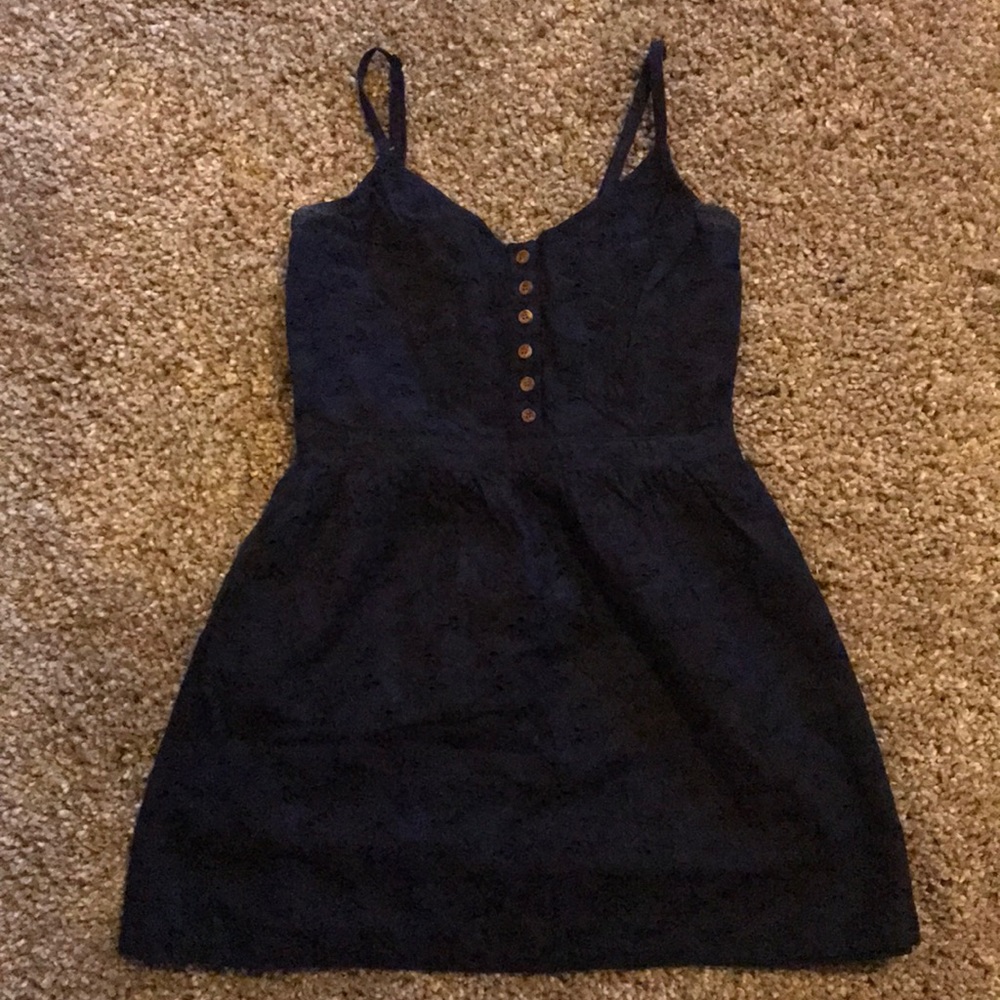 Francesca’s | (medium) eyelet dress
